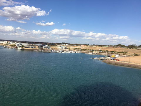 Wallaroo Marina Waterfront Luxe Apartment - Accommodation QLD 21
