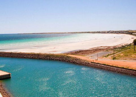 Wallaroo Marina Waterfront Luxe Apartment - Accommodation QLD 23