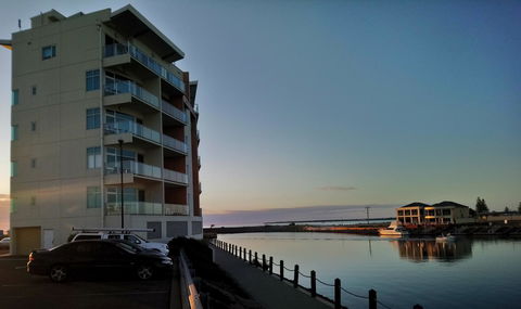 Wallaroo Marina Executive Apartments - Accommodation QLD 15