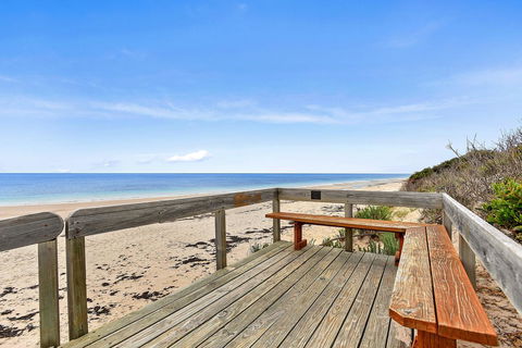 'The Hidden Diamond' - Normanville - Accommodation QLD 1