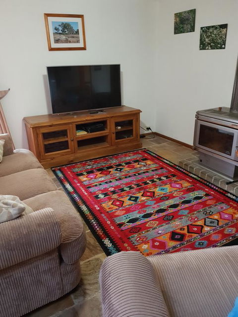 Frog Song At Willunga - Accommodation QLD 11