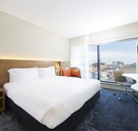 Holiday Inn Express Adelaide City Centre - Accommodation QLD