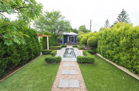 S T U D I O 22 Peaceful Retreat With Garden Views - Accommodation QLD 5