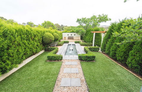 S T U D I O 22 Peaceful Retreat With Garden Views - Accommodation QLD 0