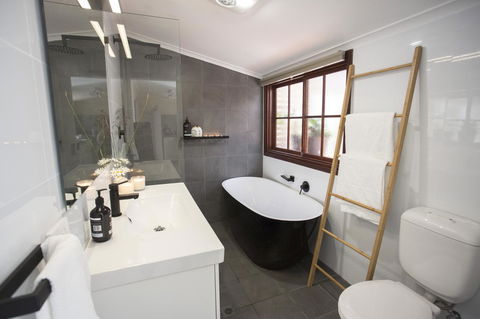 Wayfarers Cottage - Accommodation QLD 3
