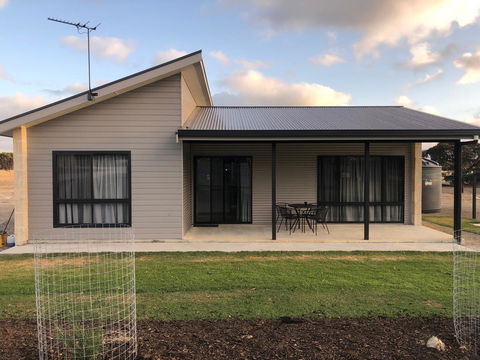 Jalilla Village - Accommodation QLD 1