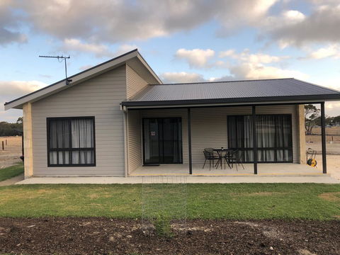 Jalilla Village - Accommodation QLD 6
