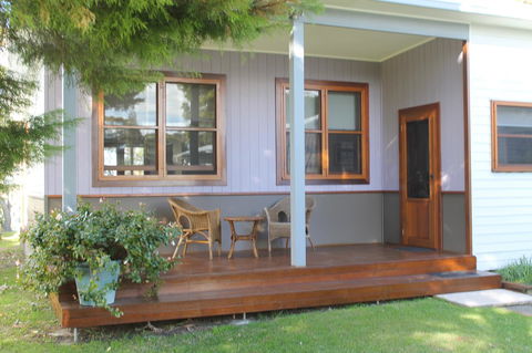 \'Point Break\' Your Waterfront Break At The Point - Accommodation QLD 2
