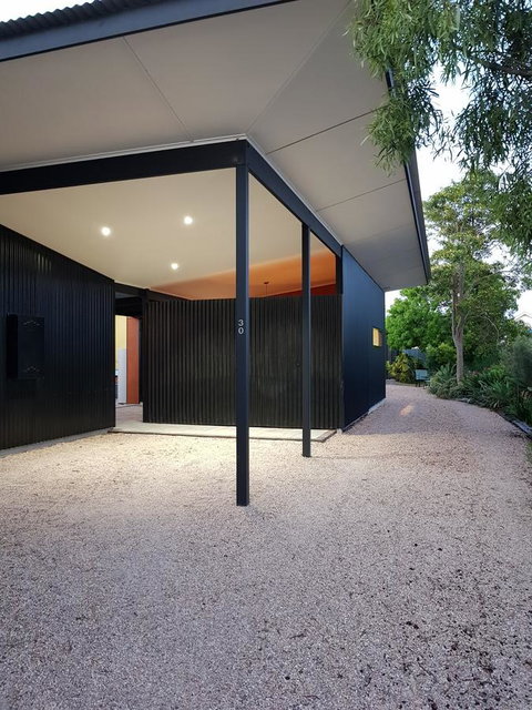 Sinclair Eco House - Accommodation QLD 2
