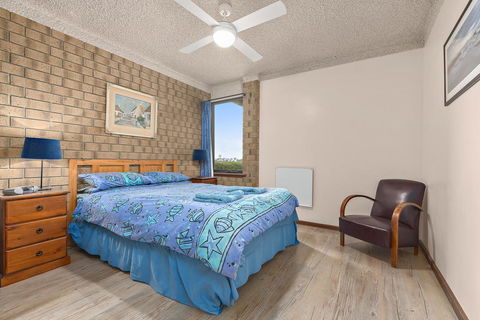 Sun & Surf Aldinga Beach Apartment - Accommodation QLD 8