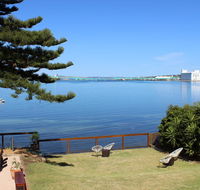 Bay 10 - Suites and Apartments - Accommodation QLD