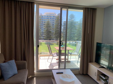 Luxury Beachside Accomodation - Accommodation QLD 4