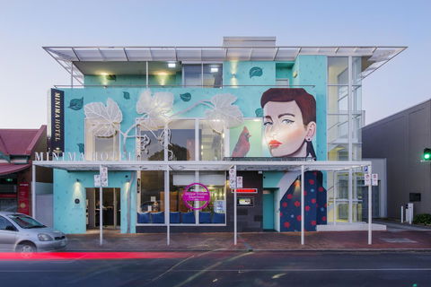 Majestic Minima Hotel - Accommodation QLD 7