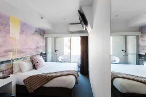 Majestic Minima Hotel - Accommodation QLD 11