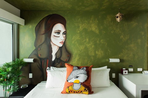 Majestic Minima Hotel - Accommodation QLD 17