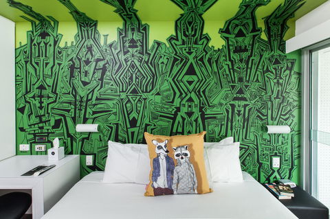 Majestic Minima Hotel - Accommodation QLD 10