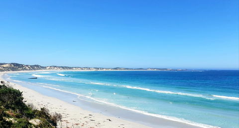 Rocks Retreat Cabin - Dolphin - Accommodation QLD 10