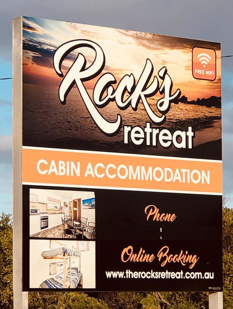 Rocks Retreat Cabin - Dolphin - Accommodation QLD 1