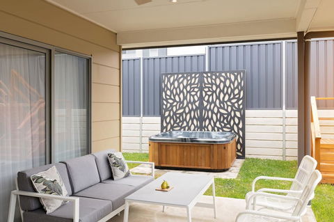 Boutique Getaway On Wright - Accommodation QLD 20