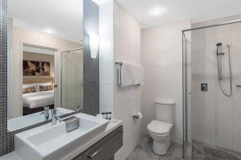 Oaks Adelaide Horizons Suites - Accommodation QLD 6