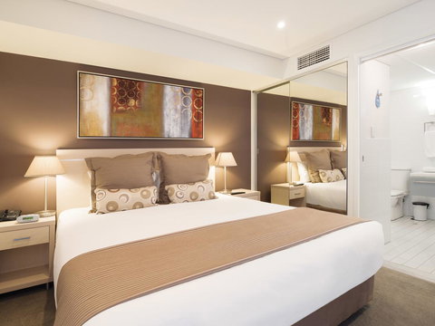 Oaks Adelaide Horizons Suites - Accommodation QLD 8