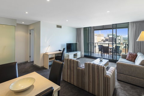 Oaks Adelaide Horizons Suites - Accommodation QLD 7