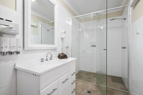 Garden City Motor Inn - Accommodation QLD 25