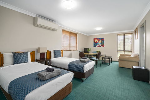 Garden City Motor Inn - Accommodation QLD 32
