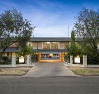Garden City Motor Inn - Accommodation QLD