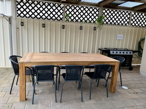 Inna Nutshell - Accommodation QLD 8