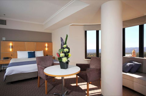 Stamford Grand Adelaide - Accommodation QLD 3