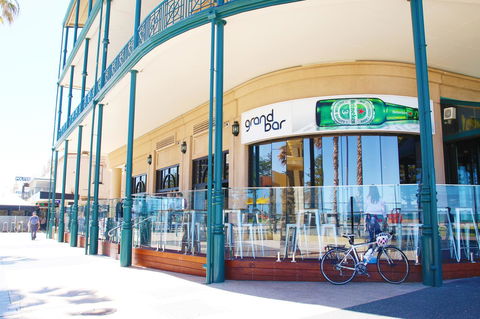 Stamford Grand Adelaide - Accommodation QLD 14