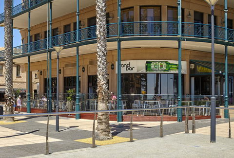 Stamford Grand Adelaide - Accommodation QLD 36