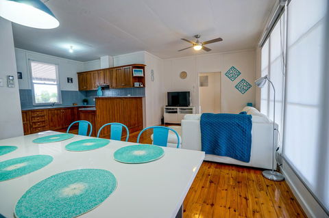 Breakaway Moonta Bay - Accommodation QLD 3