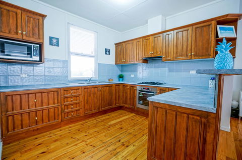 Breakaway Moonta Bay - Accommodation QLD 6