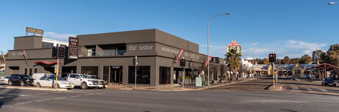Astor Inn - Accommodation QLD 18