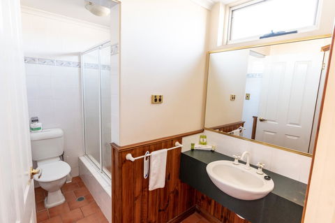 Astor Inn - Accommodation QLD 14