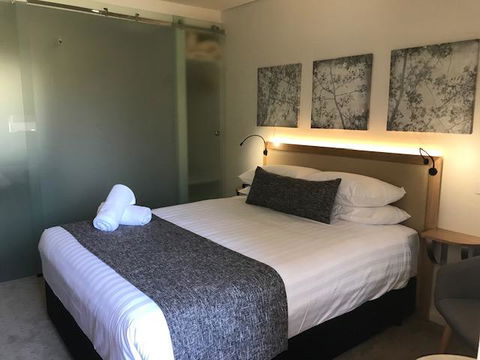 Astor Inn - Accommodation QLD 1