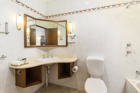 Adelaide Inn - Accommodation QLD 22