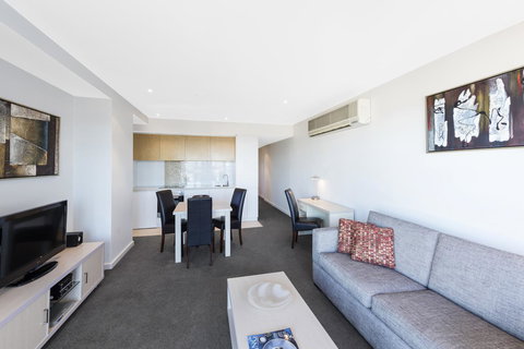 IStay Precinct Adelaide - Accommodation QLD 21