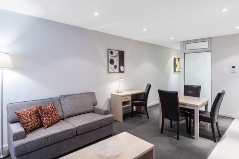 IStay Precinct Adelaide - Accommodation QLD 17