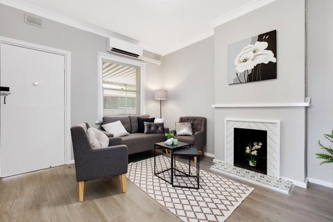 Cute And Cosy - Events, Workers, Getaways - Accommodation QLD 6