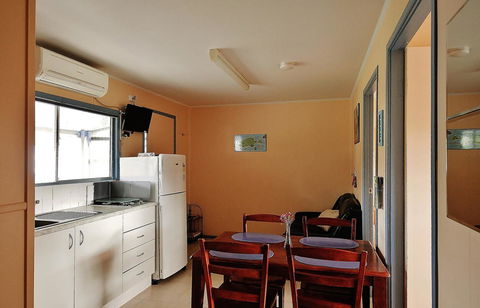 Baudin Beach Apartments - Accommodation QLD 12