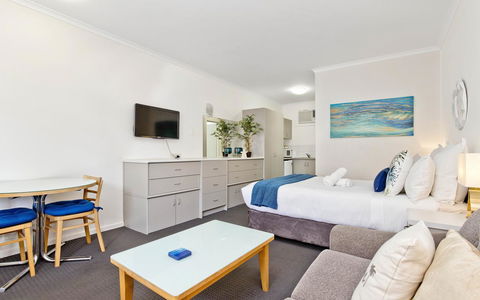 Glenelg Oasis Studios - Accommodation QLD 1
