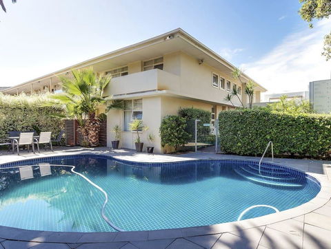 Glenelg Oasis Studios - Accommodation QLD 2