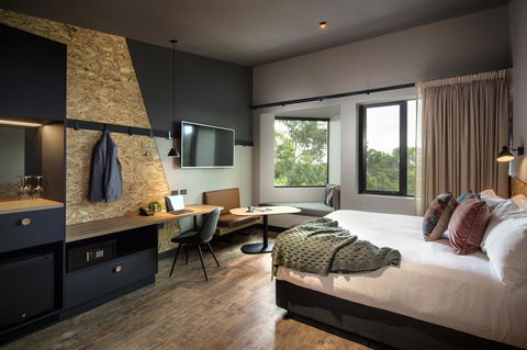 Marion Hotel - Accommodation QLD 7