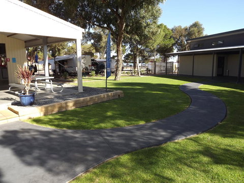 Ceduna Foreshore Caravan Park - Accommodation QLD 33