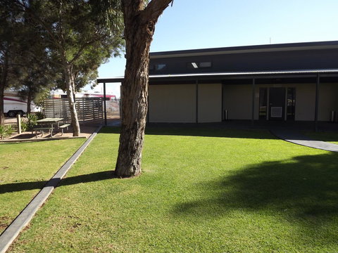 Ceduna Foreshore Caravan Park - Accommodation QLD 31