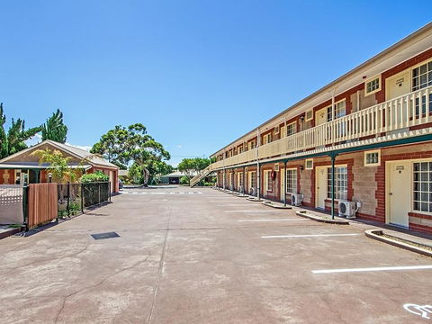 Motel Goolwa - Accommodation QLD 1