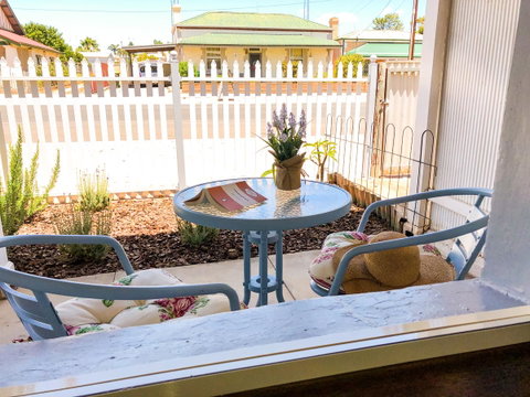 Inglenook Cottage - Accommodation QLD 13